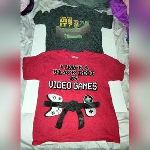 Boy's Lot Of 2 Shirts Terraria / Urban Pipeline